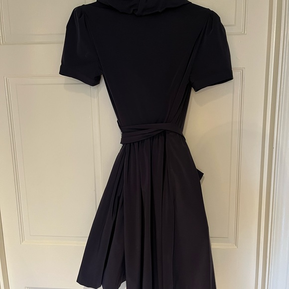 DVF Wrap Dress - Picture 4 of 5